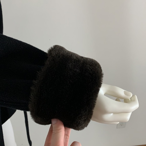 Womens Vintage Herman Kay Wool Black Coat W Brown Fur Trim Size M - Picture 3 of 10